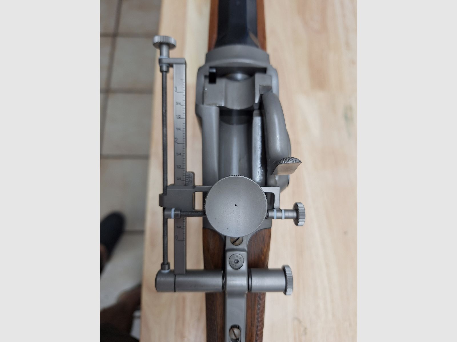 Sharps-geweer .45-120 Sharps met spindeldiopter