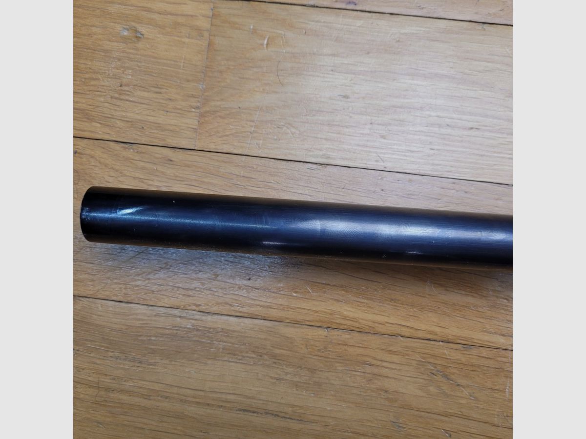 Très beau Fusil juxtaposé à chiens extérieurs – En 12/70 – Par Victor Sarasqueta sous marque Ego – Véritables platines percutantes (!) – Haut niveau de finition – Crosse pistolet à joue viennoise en noyer poncé huilé sans la moindre marque – Grande réserve à la clef– Canons miroirs au bronzage parfait – Epreuve 1200 bars -Etat neuf, image 32 sur 38