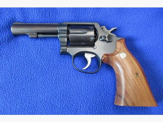 Rewolwer .38 specjalny Bull Barrel Mod. 10-6 4 cale 10