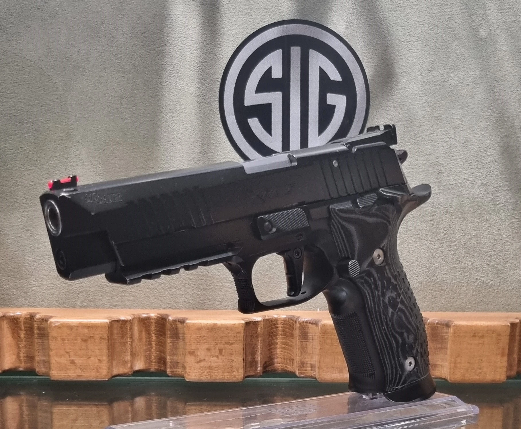 SIG SAUER P226 X FIVE SUPERMATCH 9X21 USED LIKE NEW - SOLD!