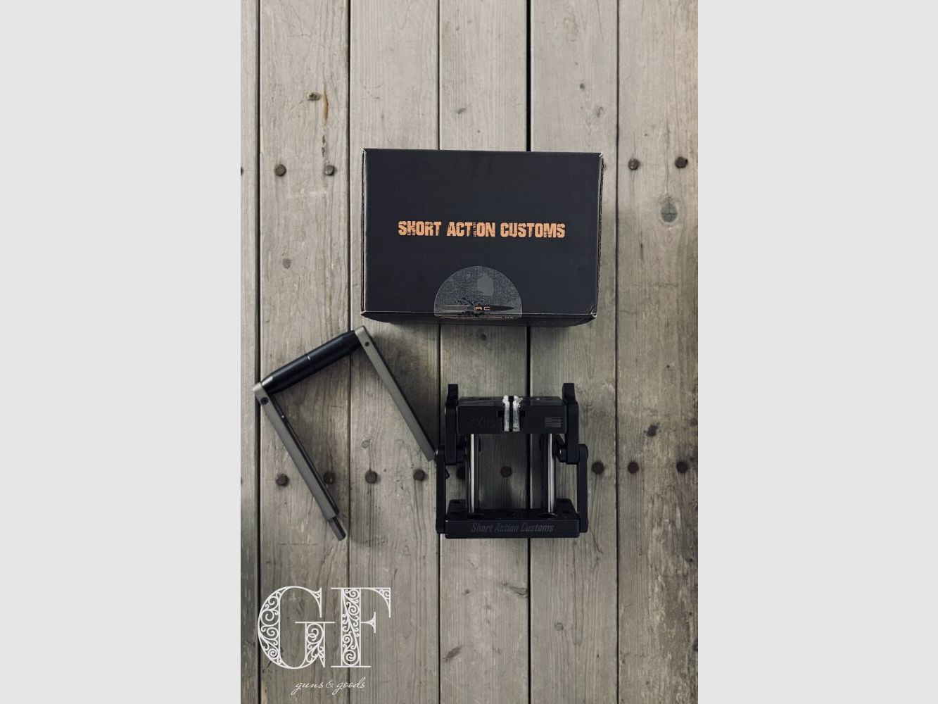 Short ACTION CUSTOMS SAC NEXUS PRESS