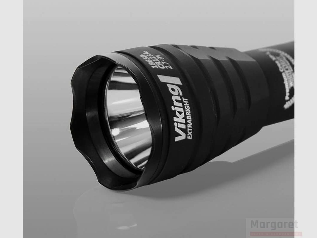 Latarka taktyczna Armytek Viking, zdjęcie 2 z 20
