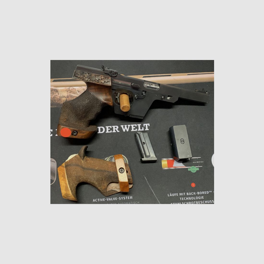 Walther GSP .22lr. mit verst. Druckpunktabzug, zwei Griffe, Ersatzmagazin