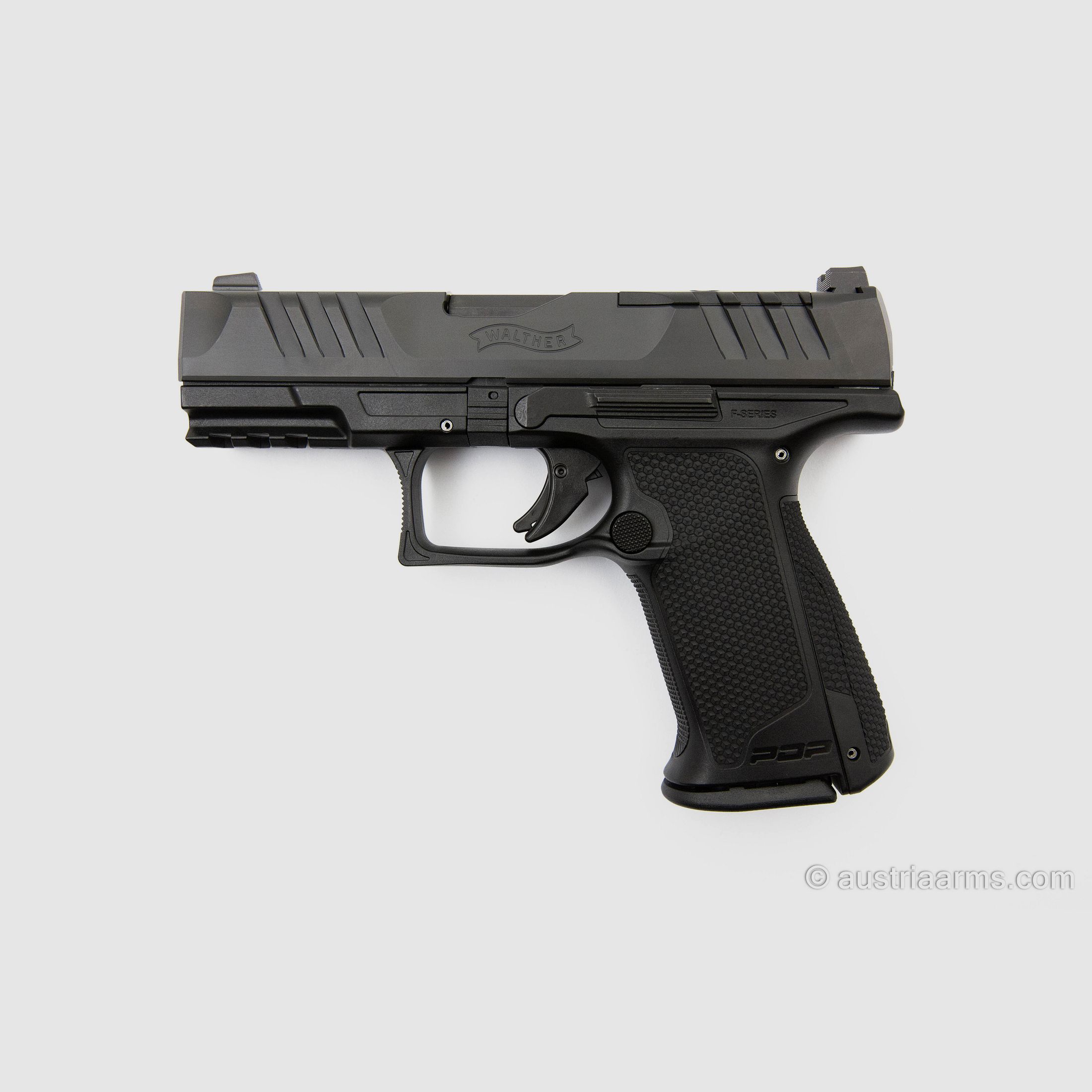 Walther PDP F- ("Female") Line, 4.0 inch, like new used firearm, 9 x 19 mm, image 1 of 5