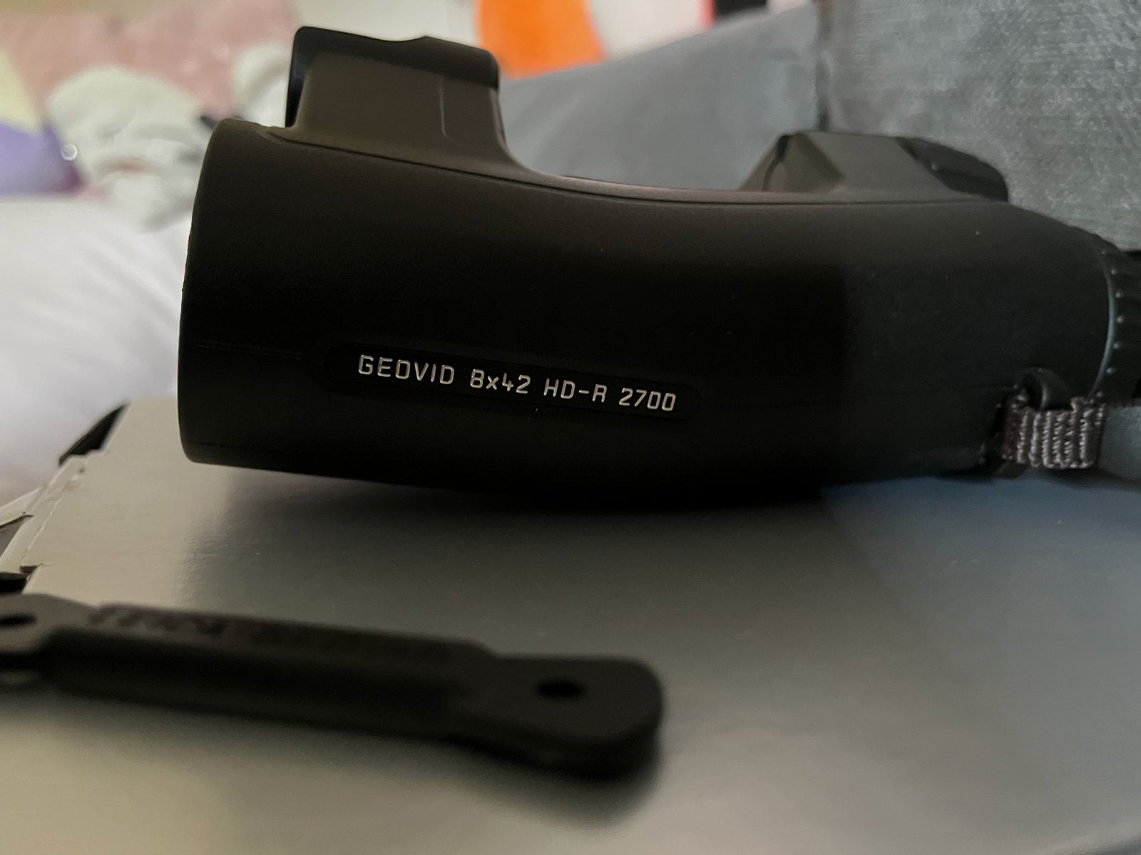 Leica Geovid 8x42 HD-R 2700