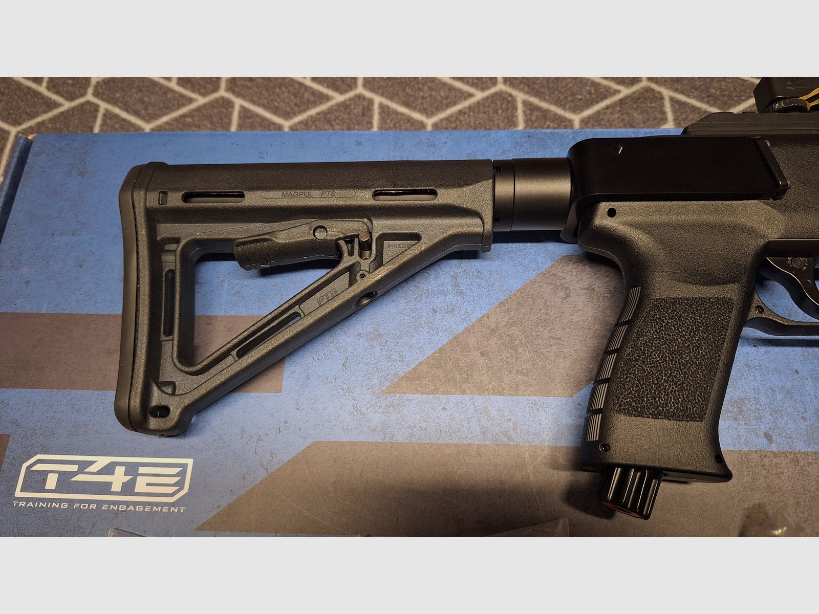 T4E TB68/HDB68 AR Stil/AR-Schaft/RedDot NUEVO!