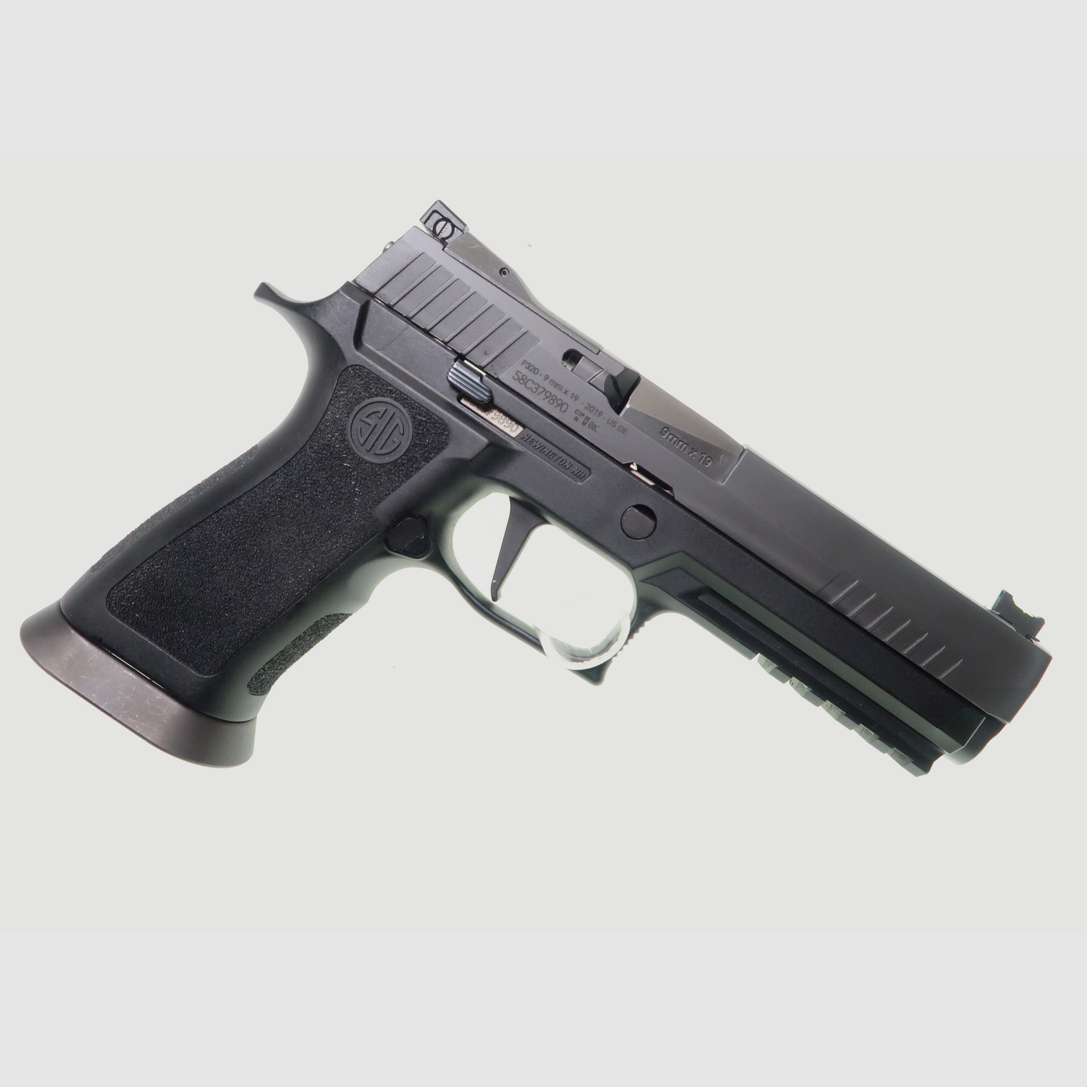 SIG Sauer P320 X-Five 9mm Luger, incl. 4 magazines