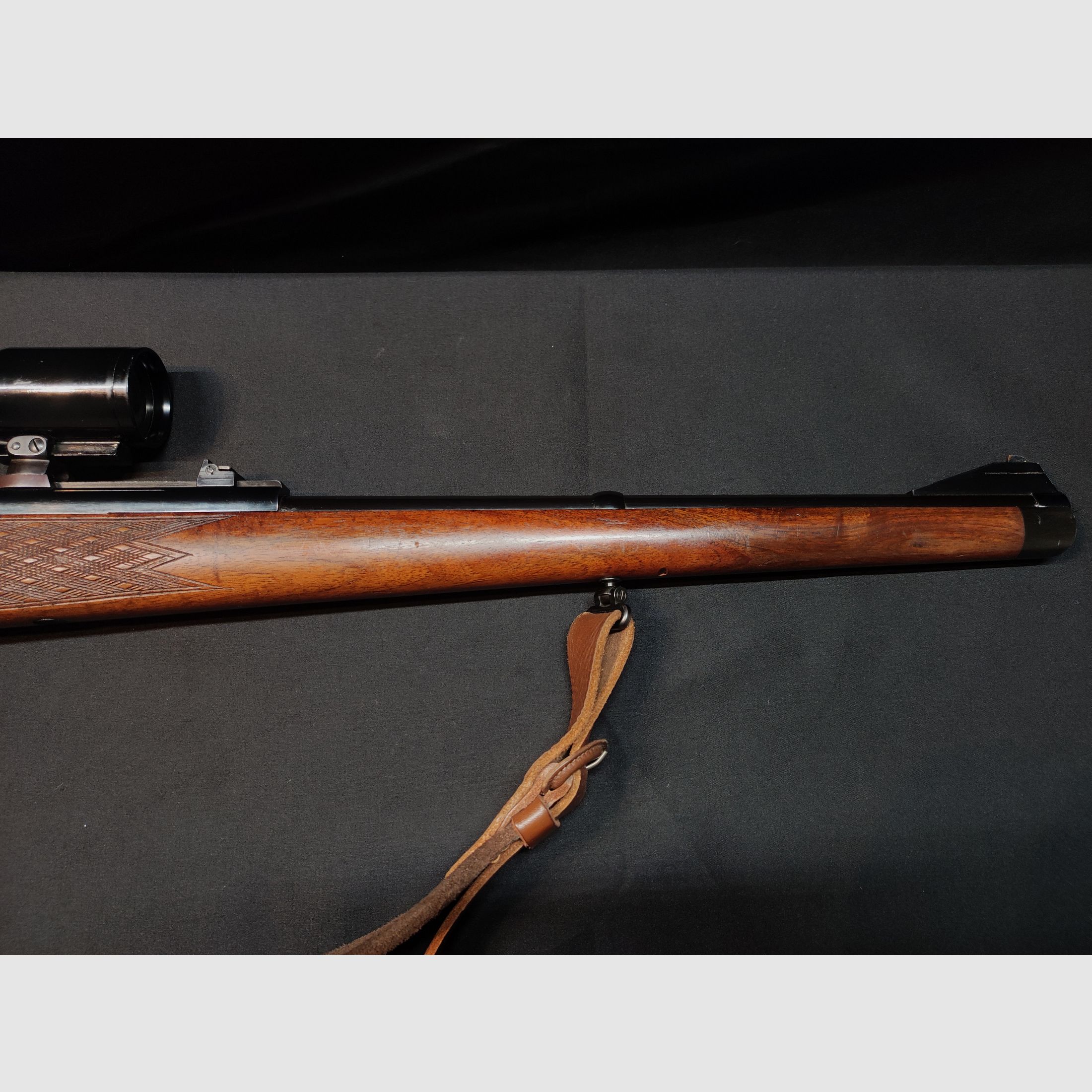 # Mauser Mod. 66 bolt-action rifle caliber 7x64 with Zeiss Diavari-D 1.5–6x – good condition – incl. 139 rounds hunting ammunition