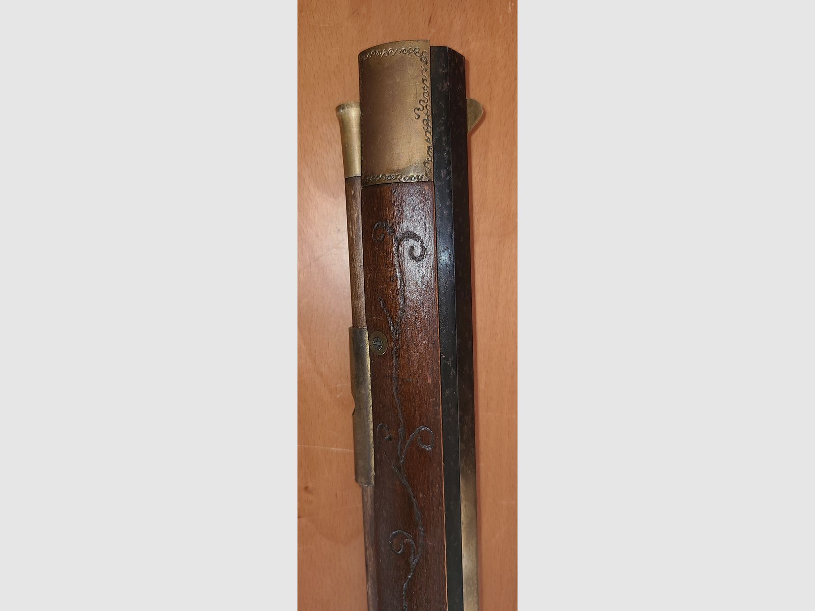 VORDERLADER BÜCHSE / cal. 45 / SCHWARZPULVER / 6B / HOLZSCHAFT / B13102 / DEFEKT