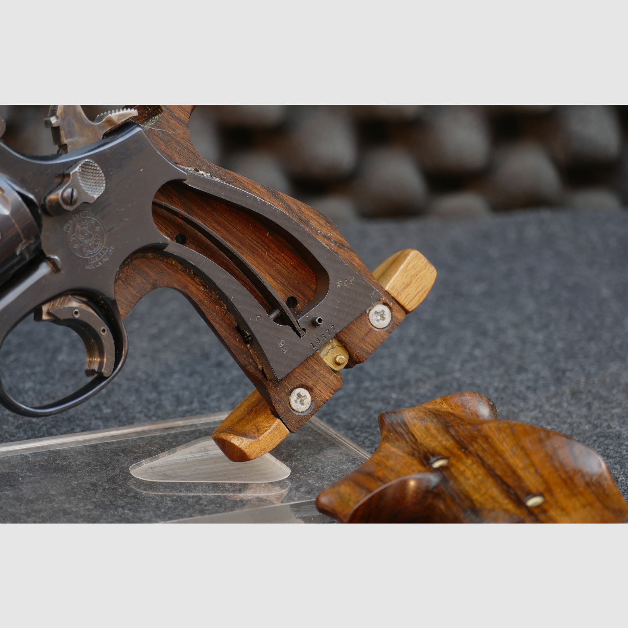 Smith & Wesson Model 17-5 — 6" (152 mm) • .22 LR