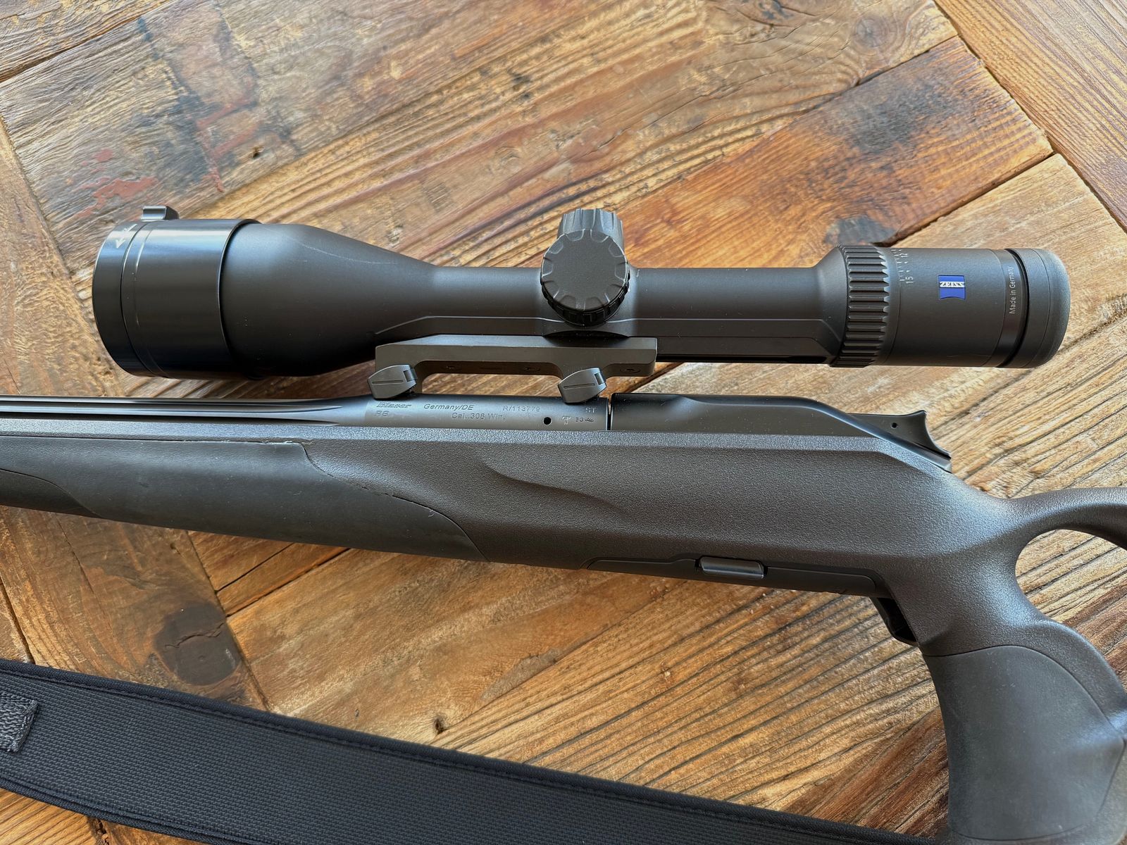 Blaser R8 Professional Success .308 Win – hunting match – Zeiss V6 – Hausken JD224 – full equipment incl. premium ammunition!