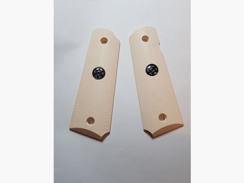 Grips of the Colt 1911 P.A.K