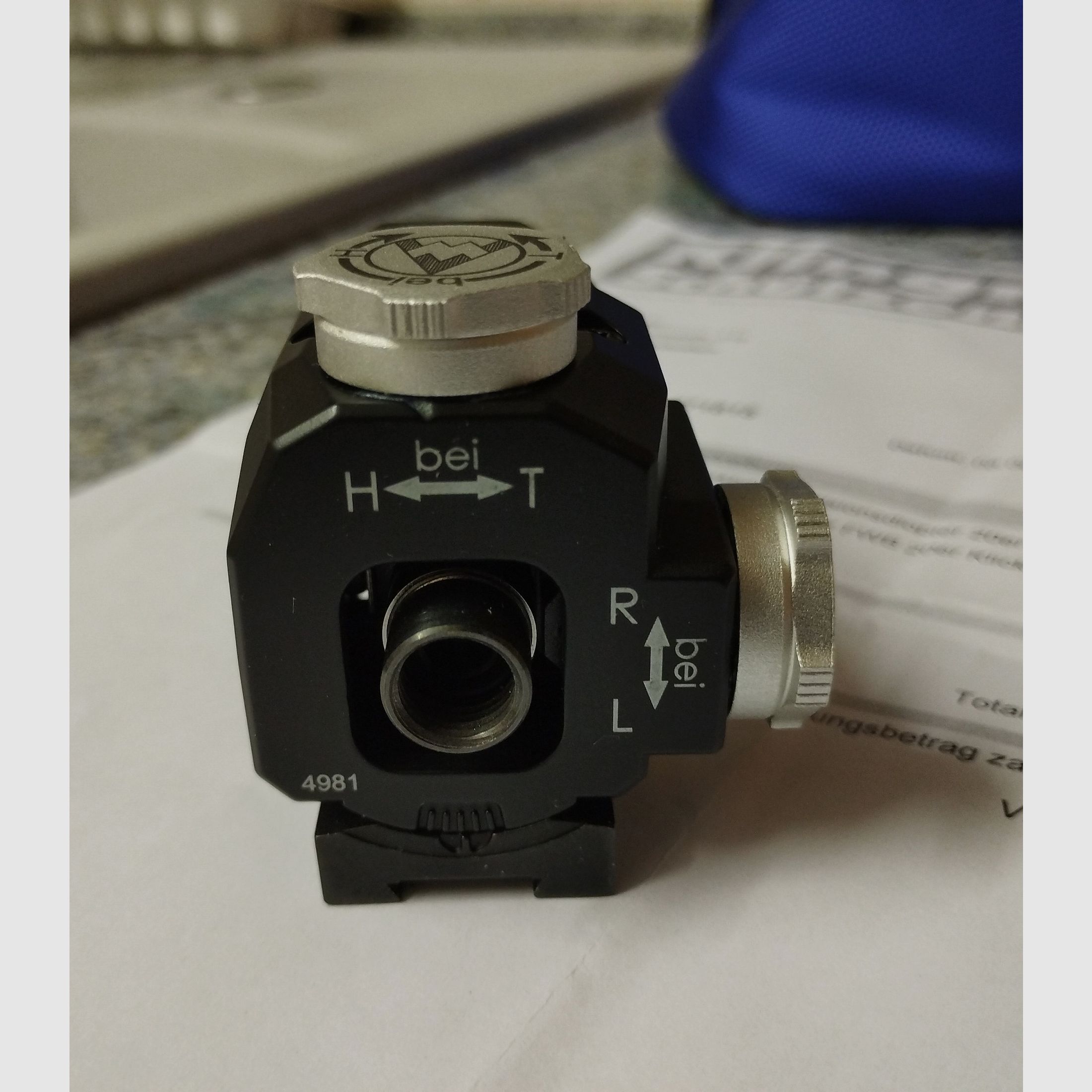 Dioptre de précision Feinwerkbau 4981 pivotant 20 clics