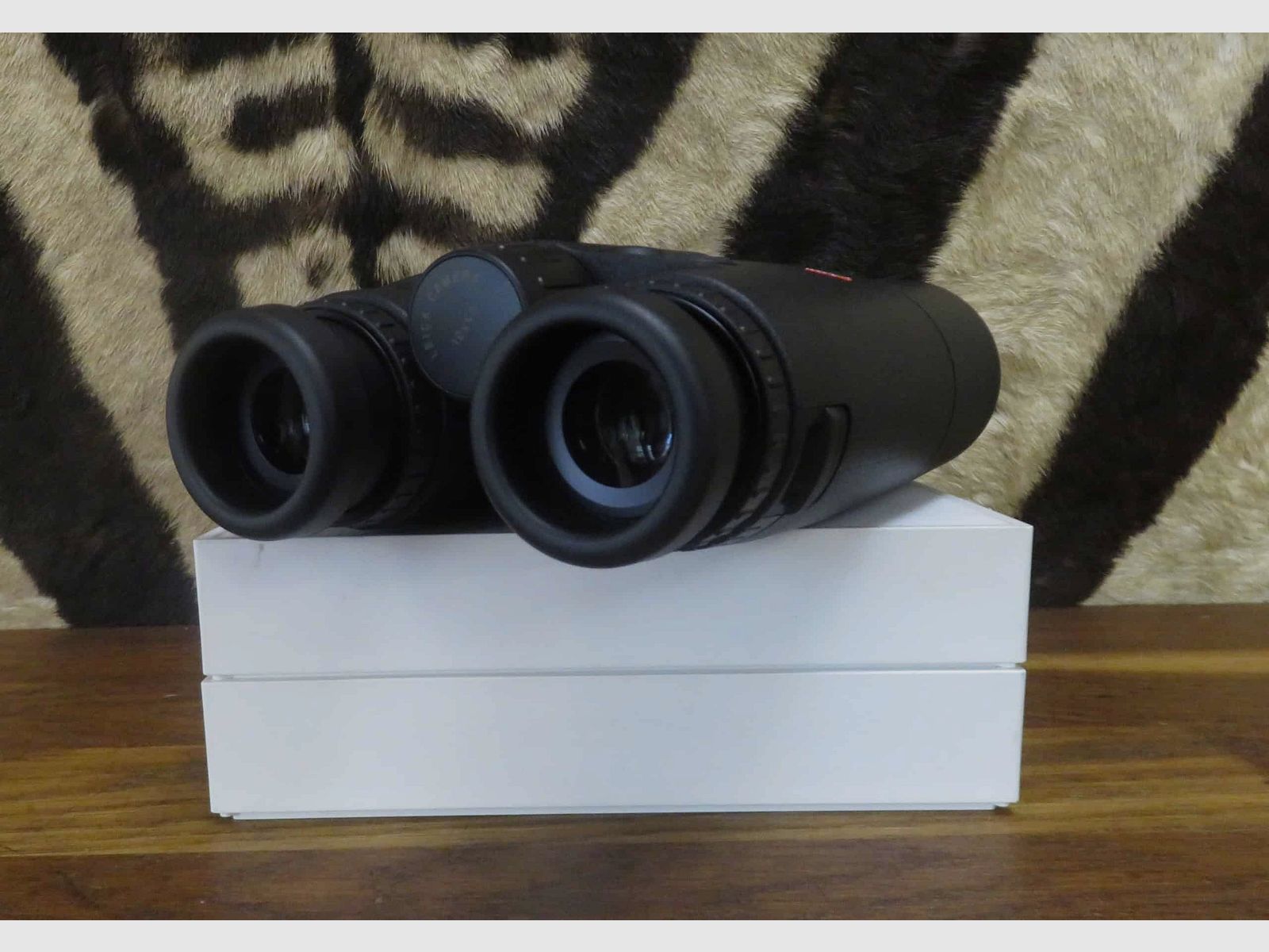 LEICA GEOVID R 10×42 Entfernungsmesser, Bild 4 von 5