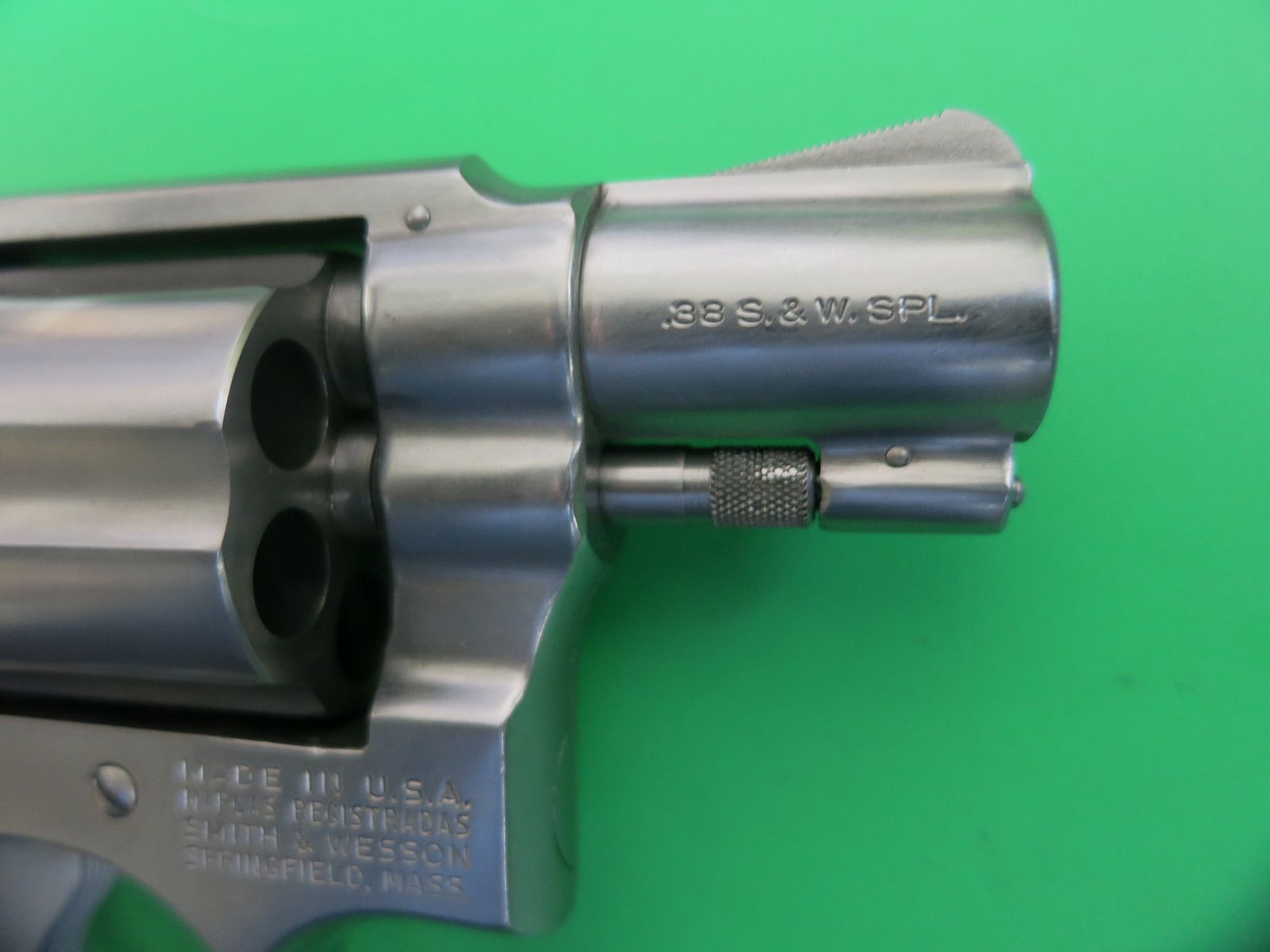 Smith&Wesson Mod. 64, .38 Special, 2" barrel, stainless, HOGUE-Monogrip, Fangschuß   #91