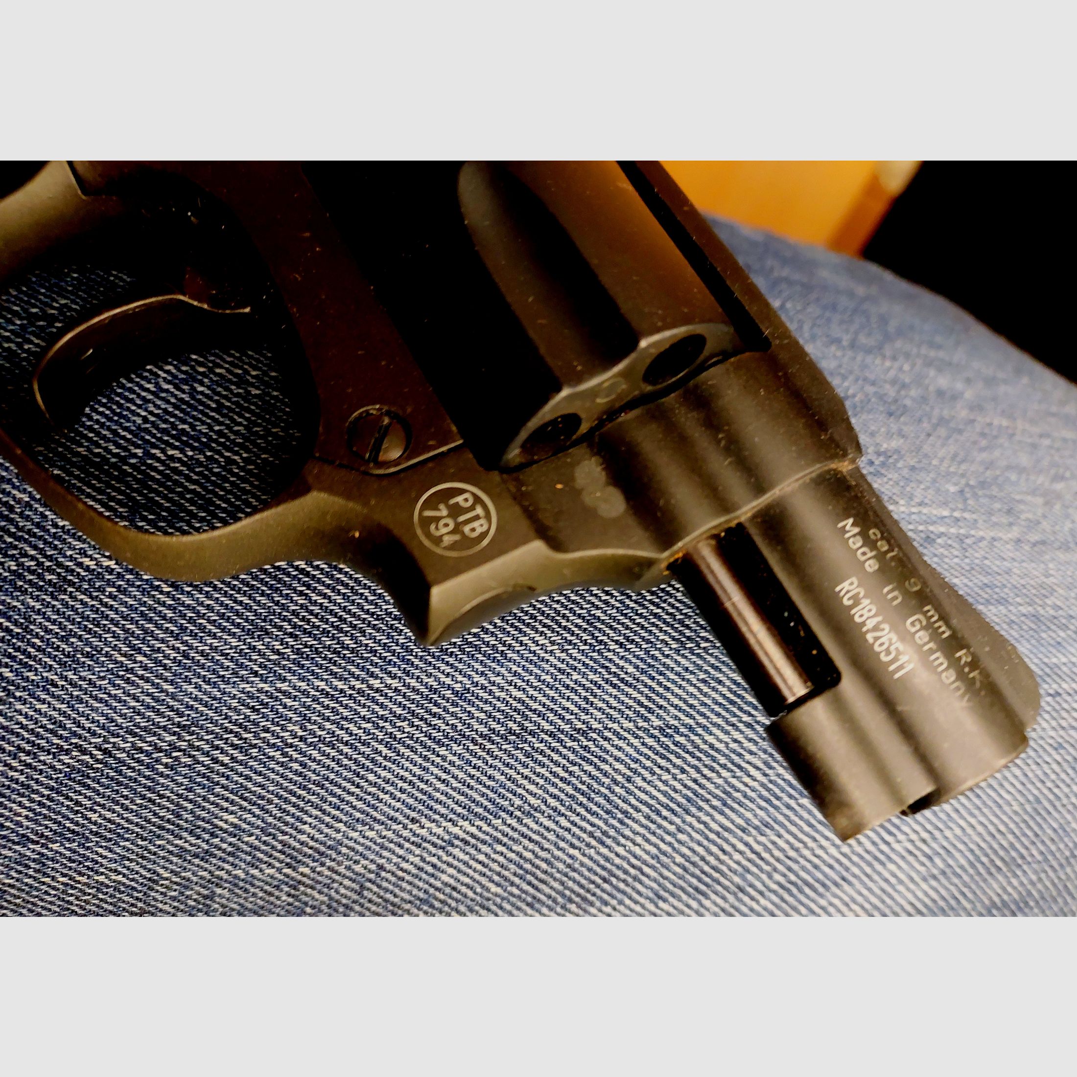 Smith & Wesson Chiefs Special blank firing revolver caliber 9mm R.K. black (PTB 794)