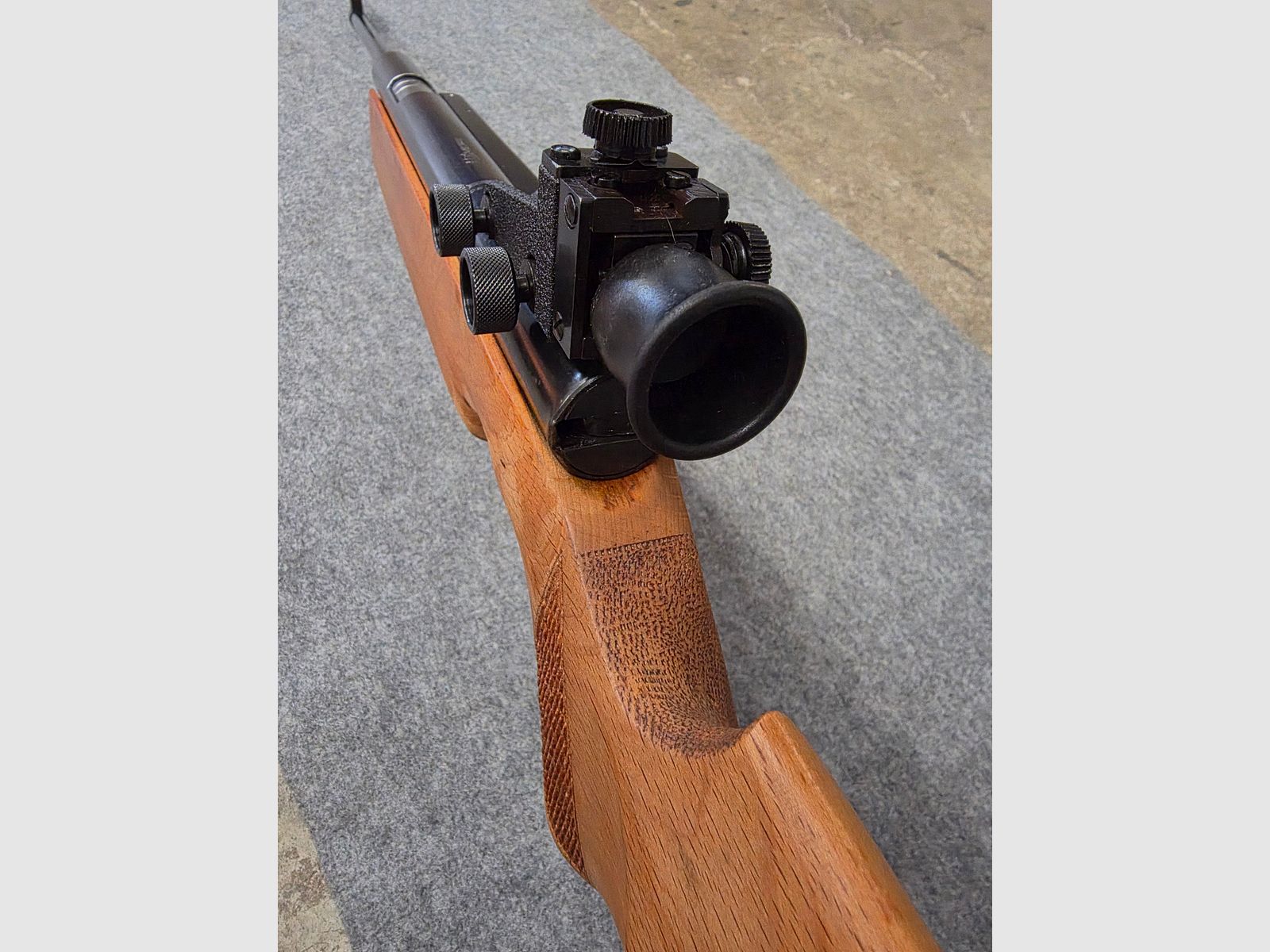 Im seltenen Holzschaft Monte Carlo Haenel Seitenspanner Mod. 312  mit Diopter im  guten Zustand cal. 4,5mm Diabolo