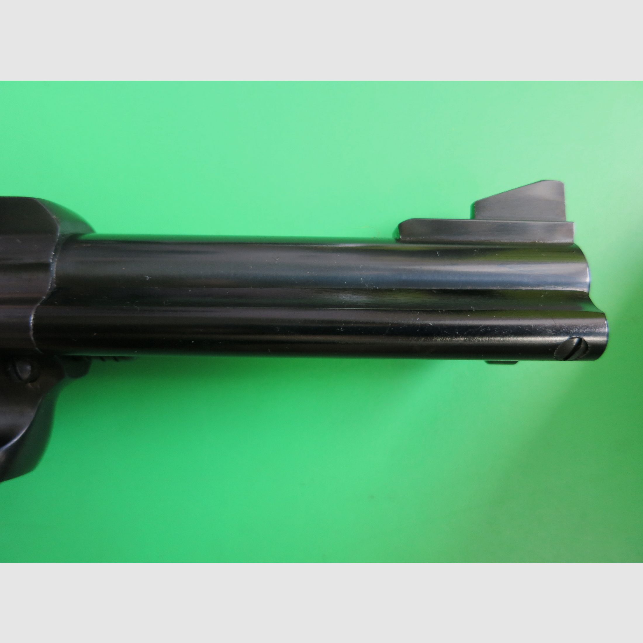 Revolver Western, Sturm Ruger & Co., modello Blackhawk, canna da 4,5", . 357 Magnum/cilindro intercambiabile 9 mm Luger     #47