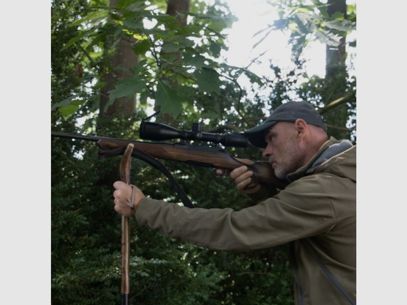 Parforce shooting stick with stag horn support