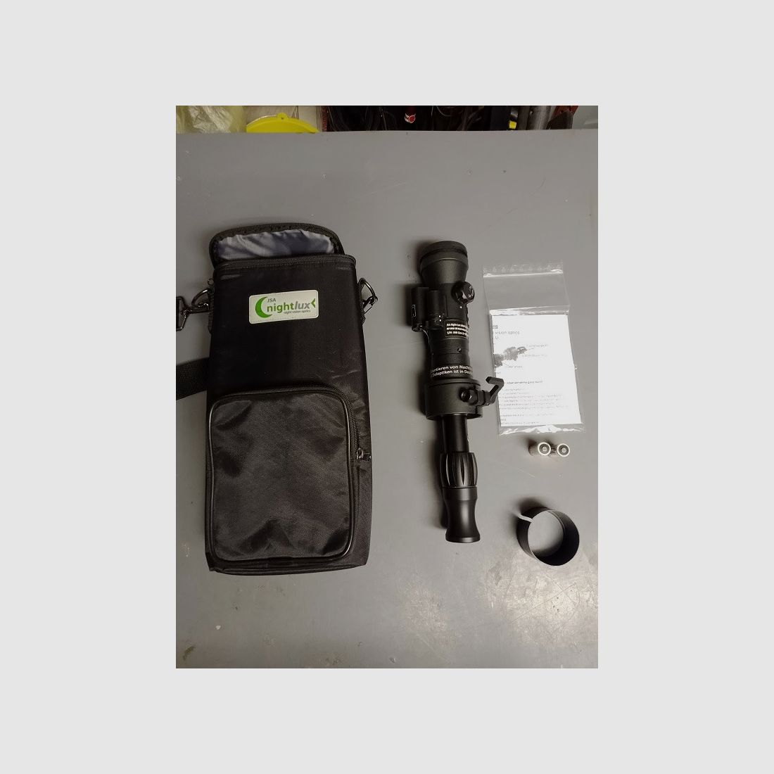 Noche de JSA MV MAU con tubo Gen.2+ verde (55–60 LP/mm)