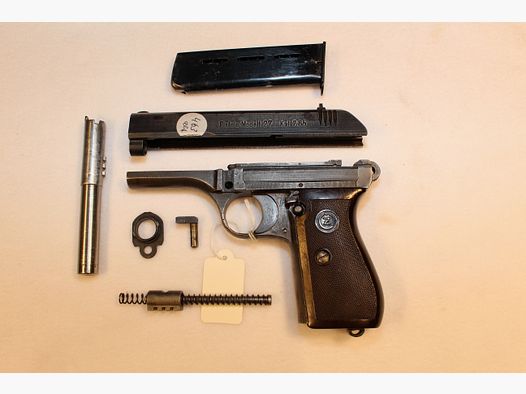 Arma de colección CZ Model 27.