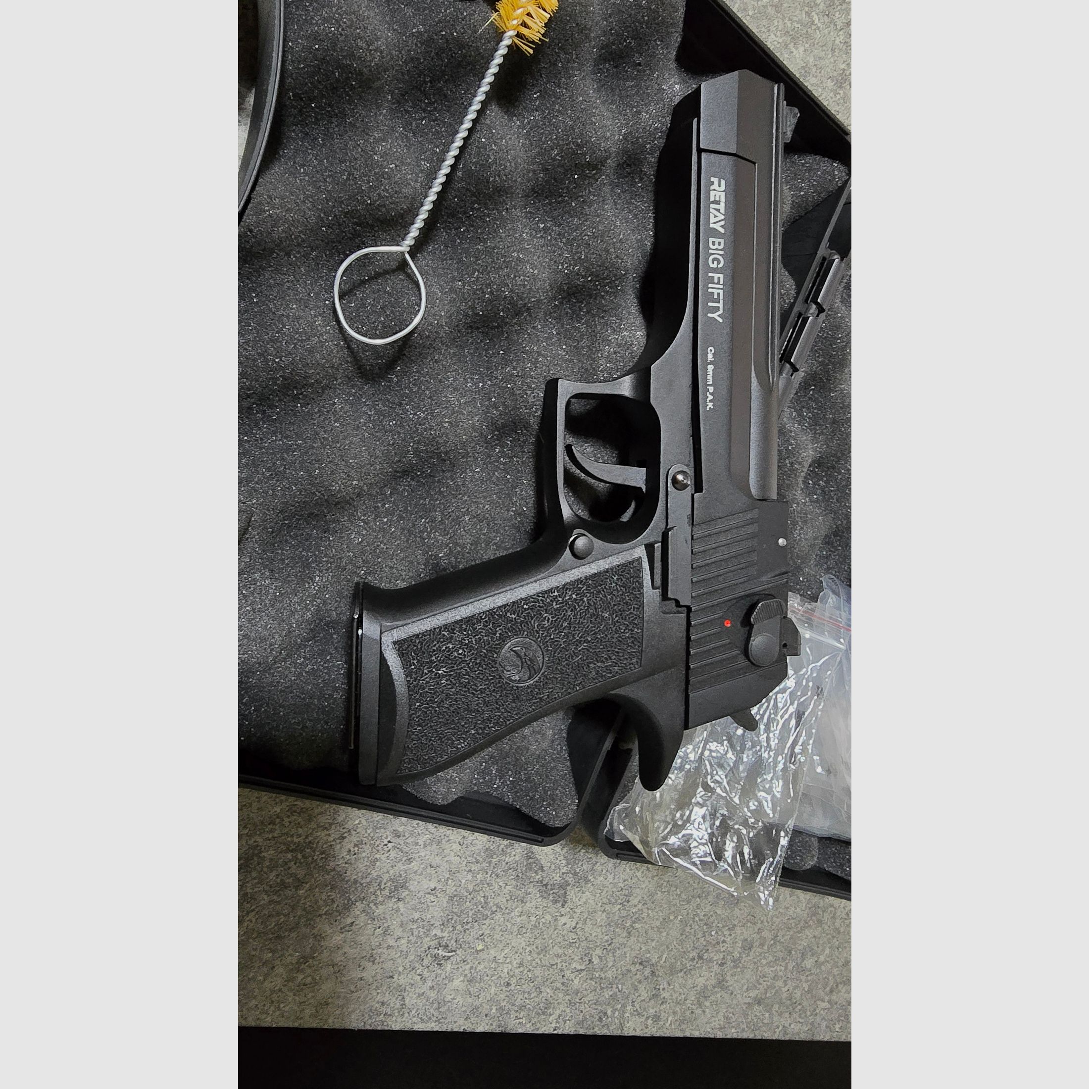 Retay Big Fifty 9mm PAK Schreckschuss (Desert Eagle)