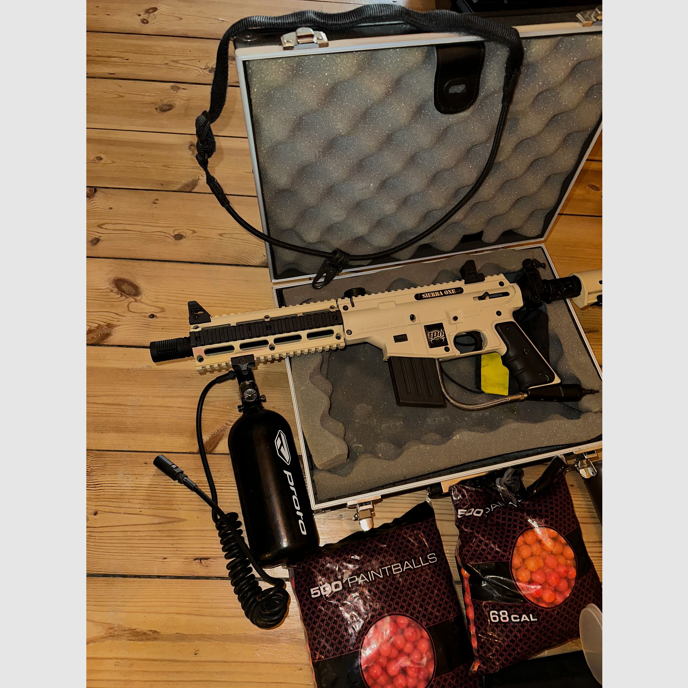Tippmann Sierra One Tactical Paintball Markierer Kaliber .68 desert/tan