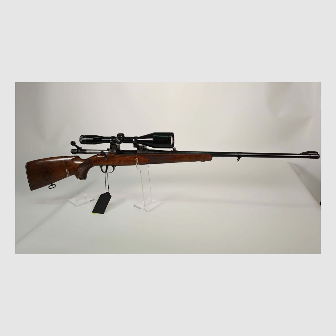 Brünner Repetierbüchse 7x64 mit Nickel 8x56 ohne