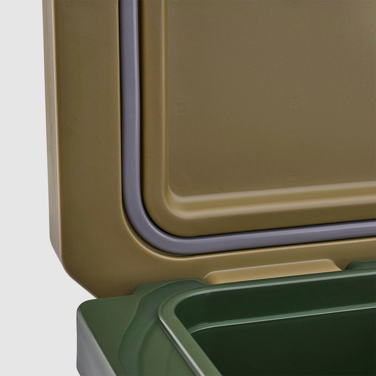 REFRIGÉRATEUR PORTABLE – PLANO – FROST™ COOLER 32 QUART (30 L) | INLAND GREEN, image 10 sur 12
