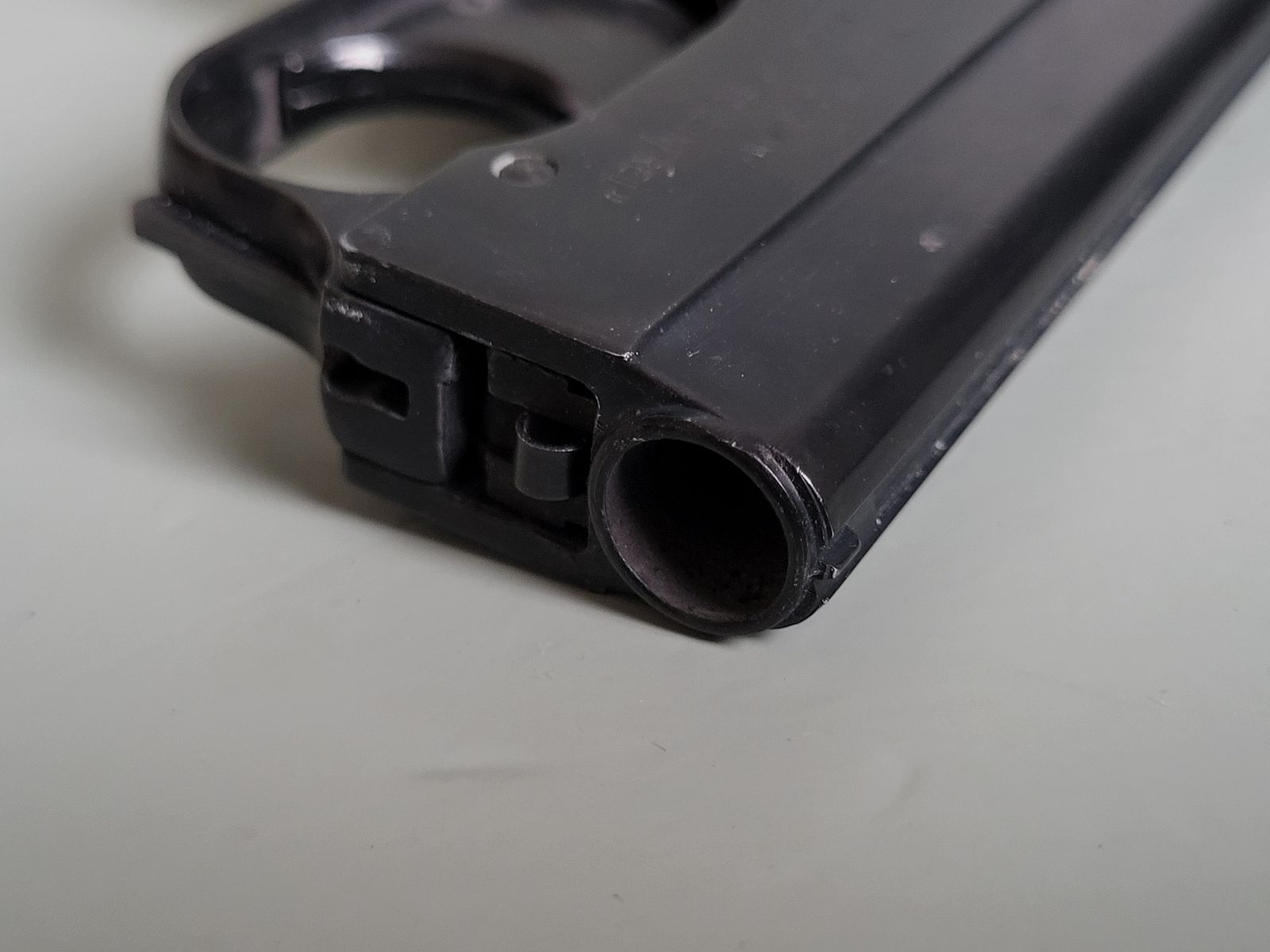 Pistolet à gaz de poche - arme de tir d'alarme RÖHM RG 3S - années 1970