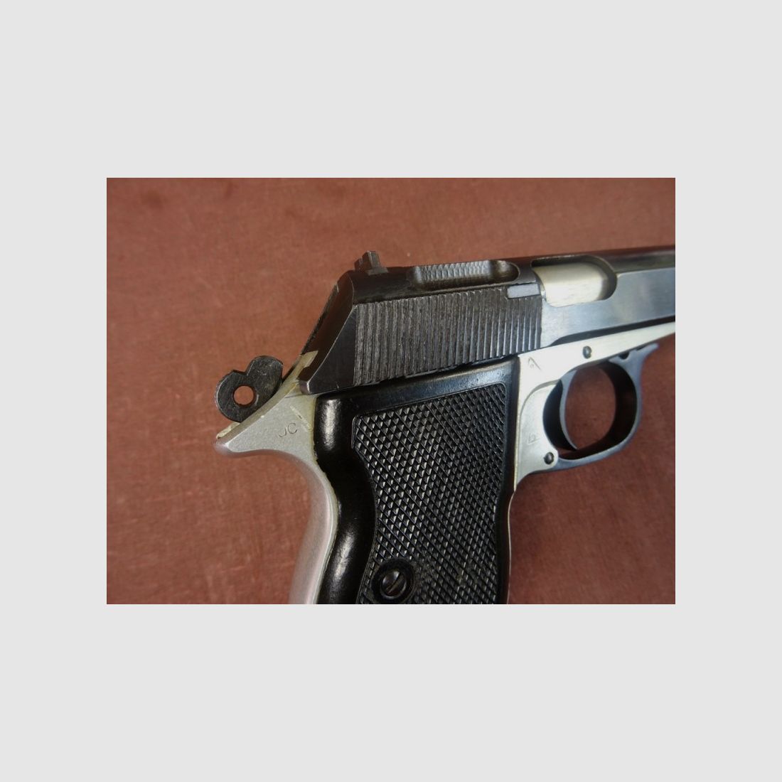 M74 pistol [c377], image 13 of 13