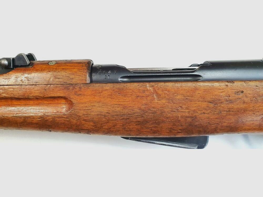 Fabryka broni Bern Karabin powtarzalny Fabryka broni Bern Szwajcarski K11 Kaliber 7,5x55 Szwajcarski całkowicie zgodne numery Nieznany