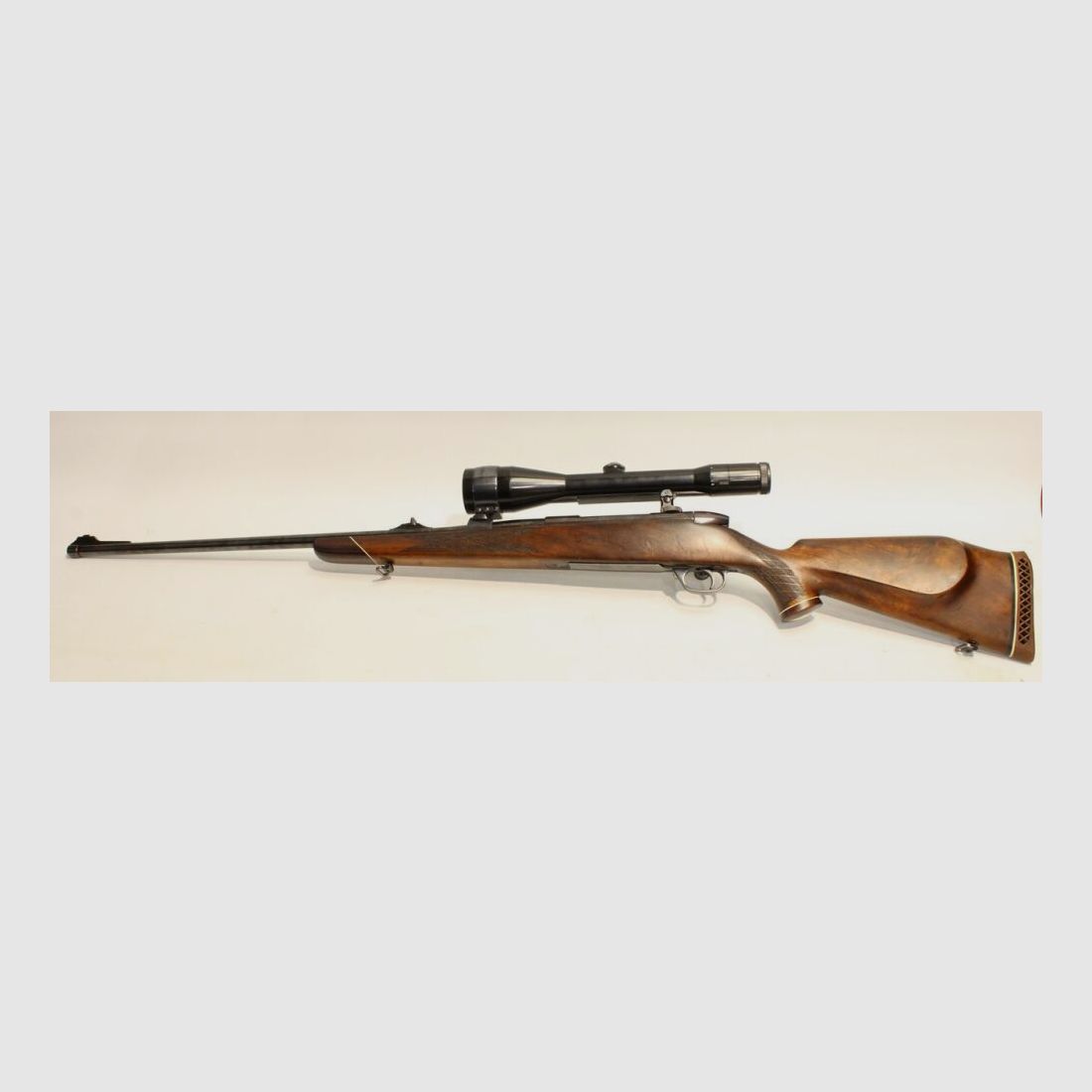 Sauer Weatherby Europa con Zeiss 2,5-10x52