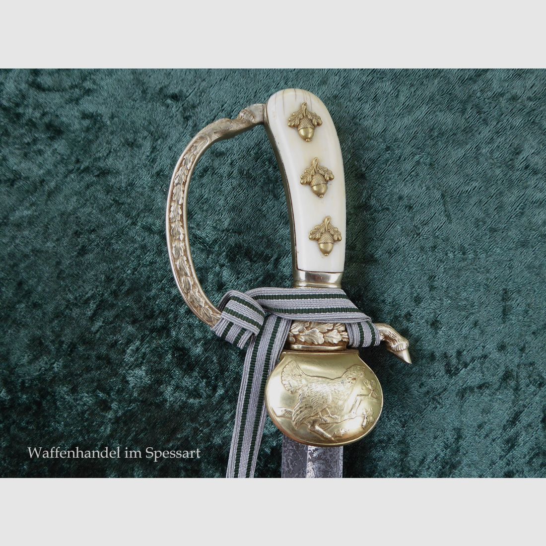 Stag knife with a guard vessel in ornate design from the time of World War II.
