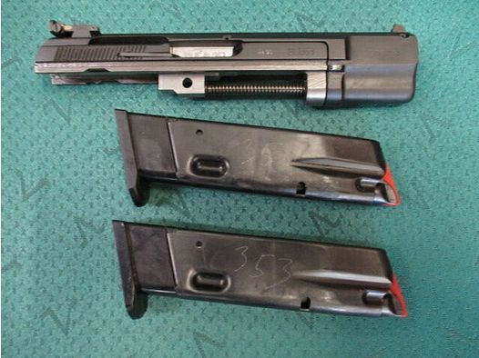 Brünner exchange system Kadel .22lr with 2 magazines 75