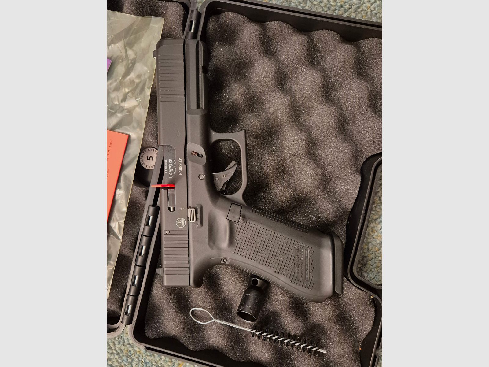 Glock 17 Gen5 9mm Pak