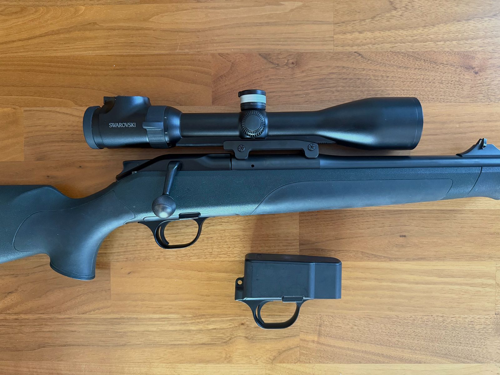Blaser R8 30-06 con ZF