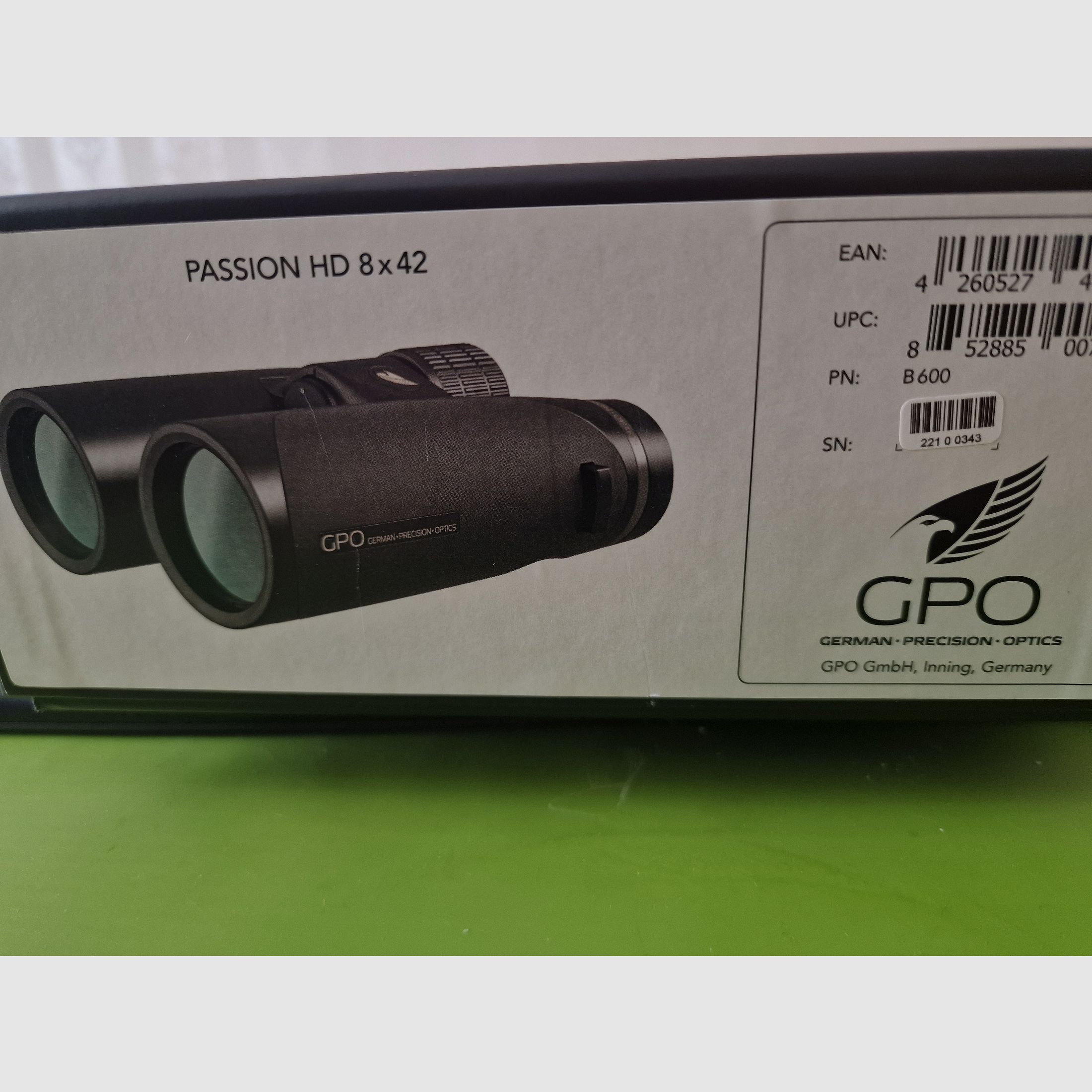 GPO Passion HD 8x42 
