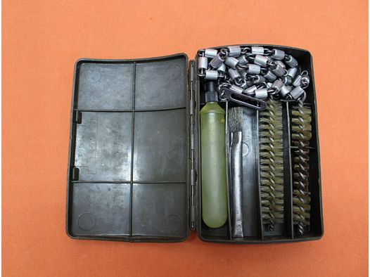BUND SURPLUS Heckler&Koch/H&K HK G3: Reinigungsgerät BUND 7,62mm Putzzeug mit Reinigungskette/ Kunststoffdose