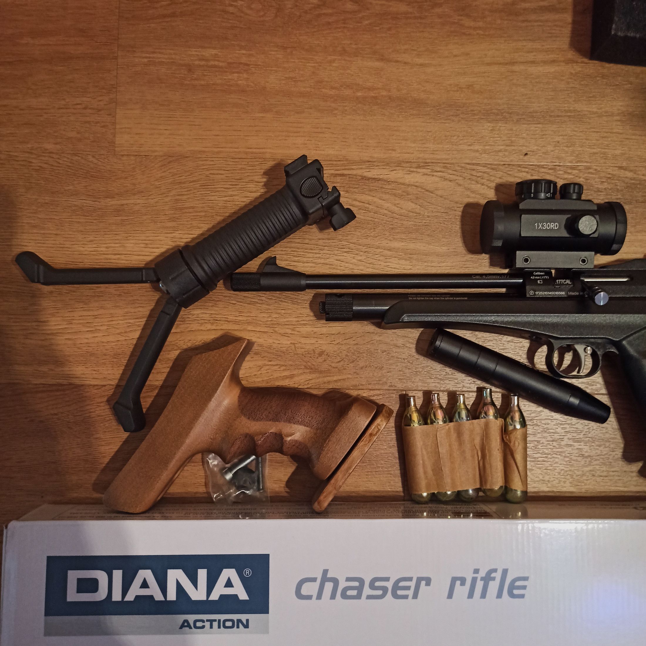 Diana Chaser Rifle Set 4.5mm with a lot of accessories.