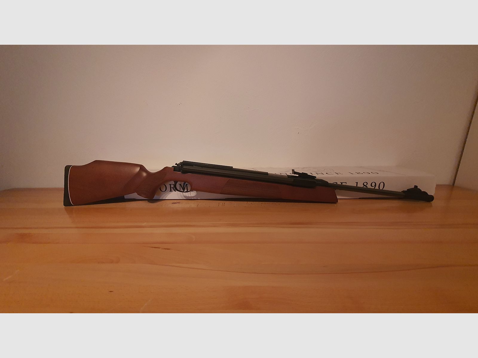 Karabinek pneumatyczny Diana 54 / Diana54 Airking w kalibrze 4,5 mm ( lufa stała / boczny naciąg )