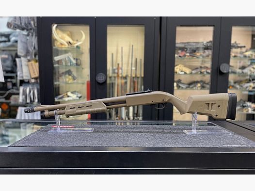 Remington 870 Tactical Magpul