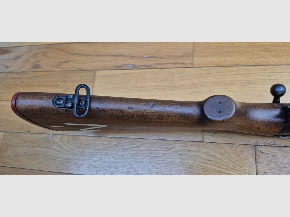 Mooie Lee-Enfield N°8 MKI – Britse regelgeving trainingswapen – Kal. .22LR – Fazakerley fabricage uit 1952 – Mooi militair "geciviliseerd" exemplaar – Kwaliteitsmilitair diopter – Zeer mooie loop en goede mechanica – mooi hout – TBE, afbeelding 8 van 31