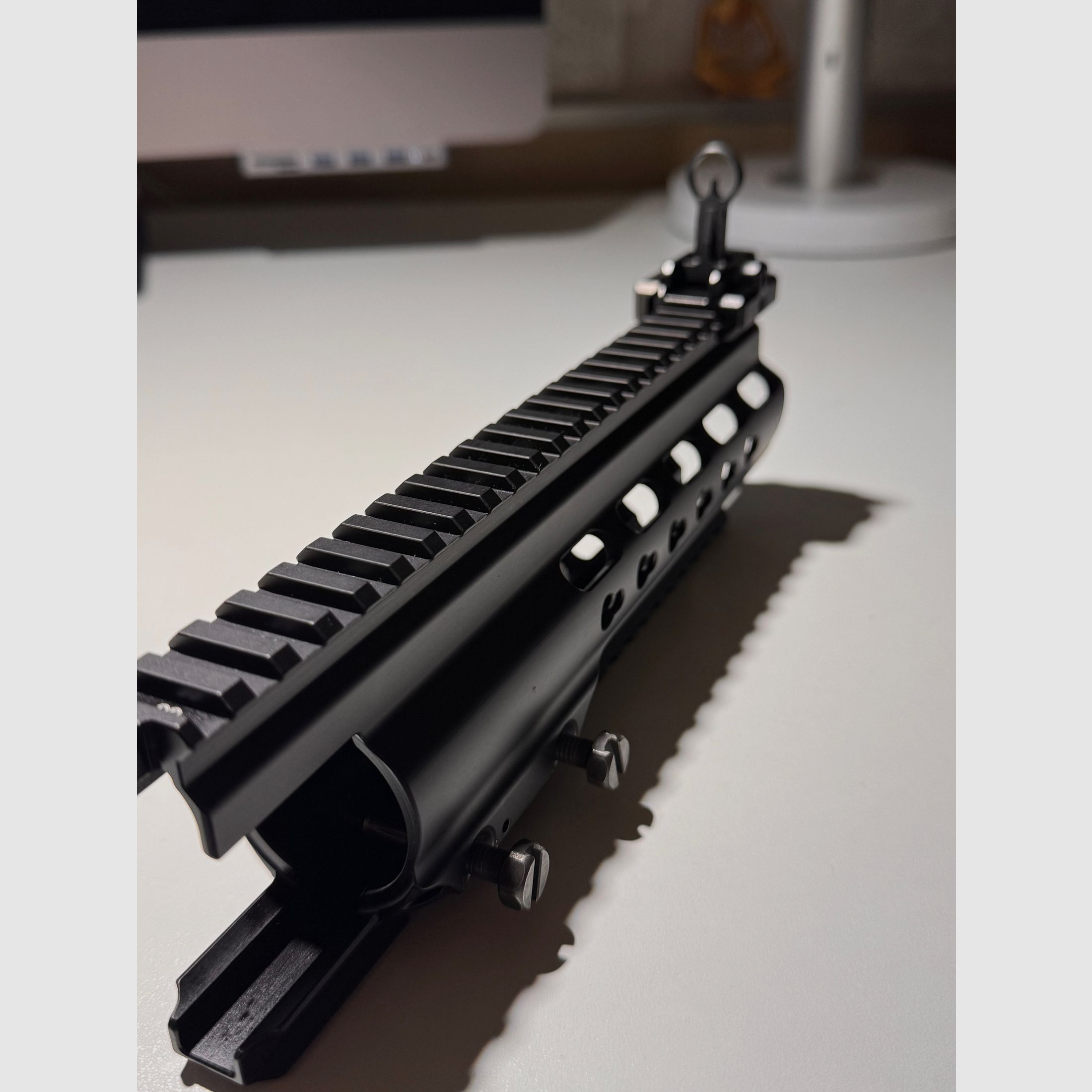 Heckler & Koch HK417 / MR308 Slim Line Handschutz mit HKey-Schnittstellen