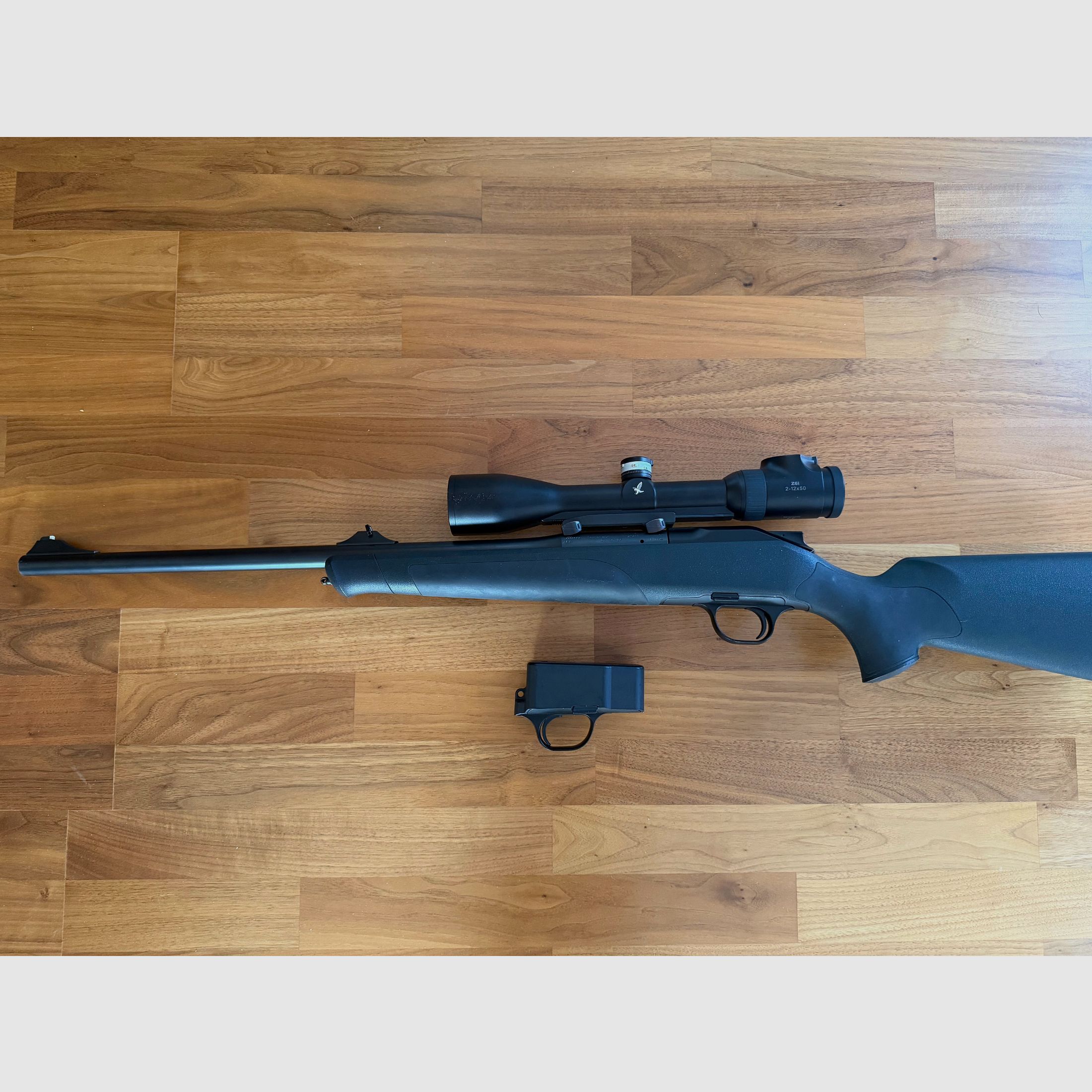 Blaser R8 30-06 con ZF