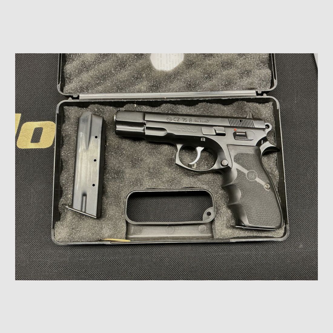 ZBROJOVKA BRNO M75 9mmLuger, Bild 5 von 5