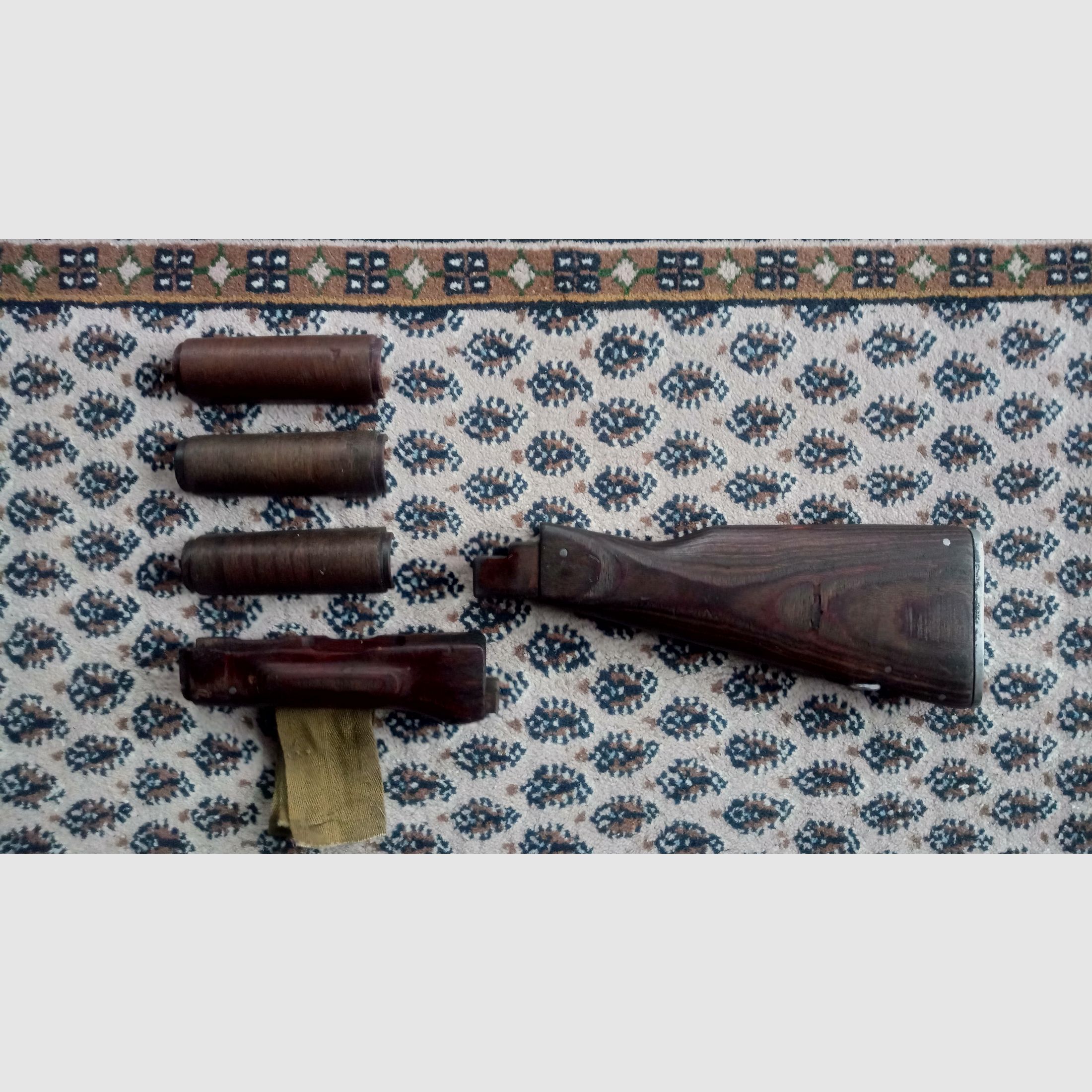 AK stock set wood laminate dark brown presumably Russian // stock and handguard // AKM & AK74 / can also be fitted into Cybergun GSG Co2 AK47