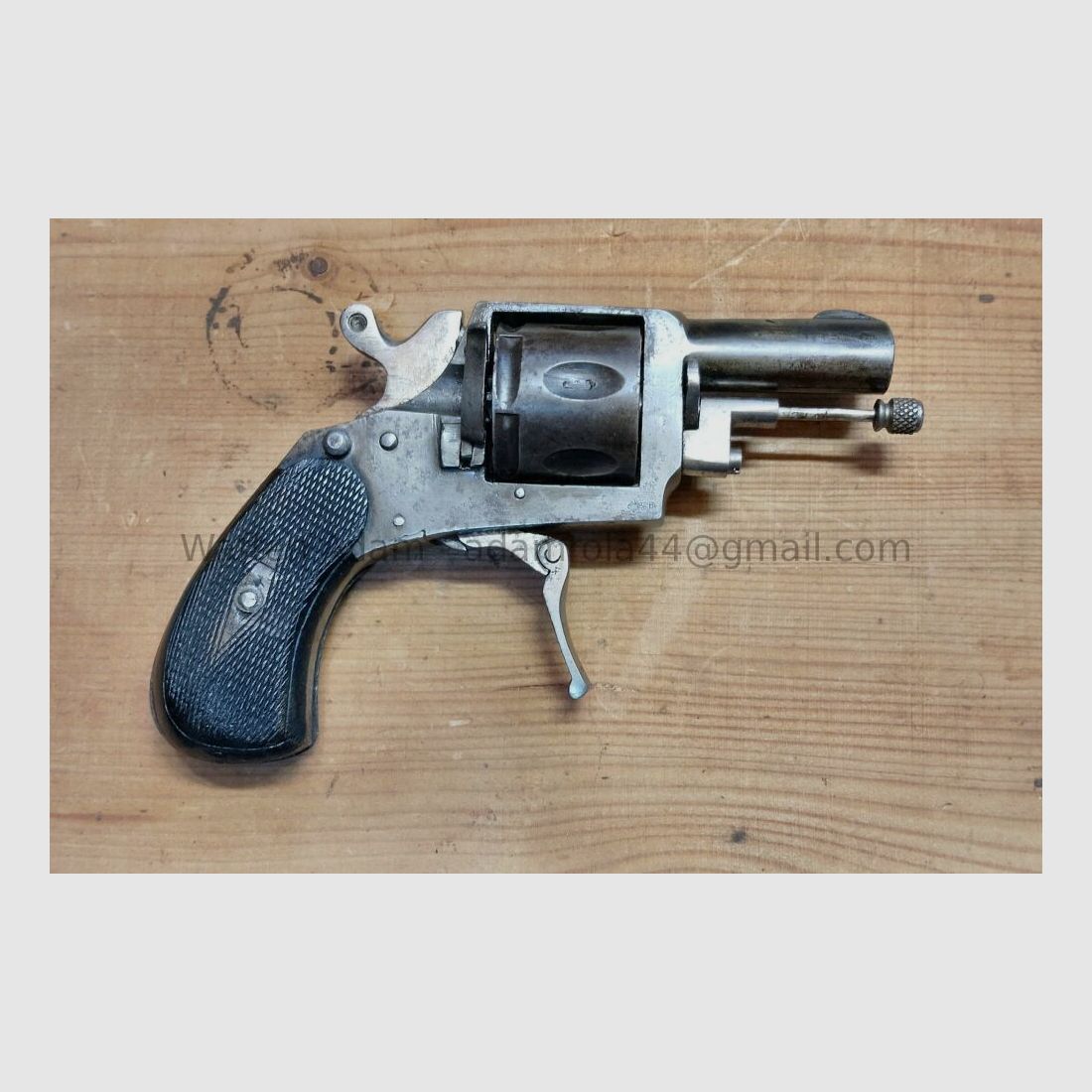 Venus Works Thuringia, Oskar Will Bulldog Revolver