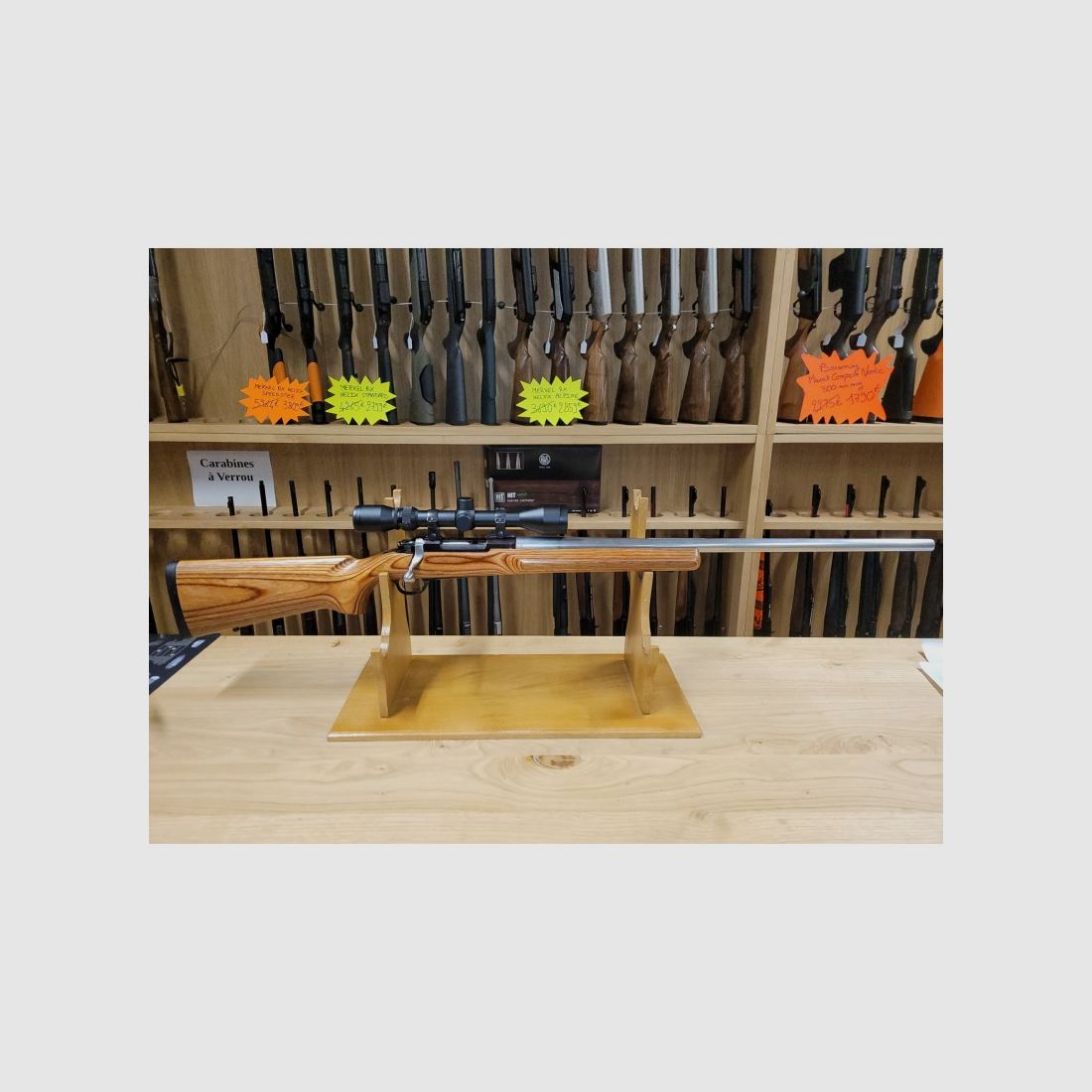 Ruger M77 Mark II .243 Win, immagine 1 di 6