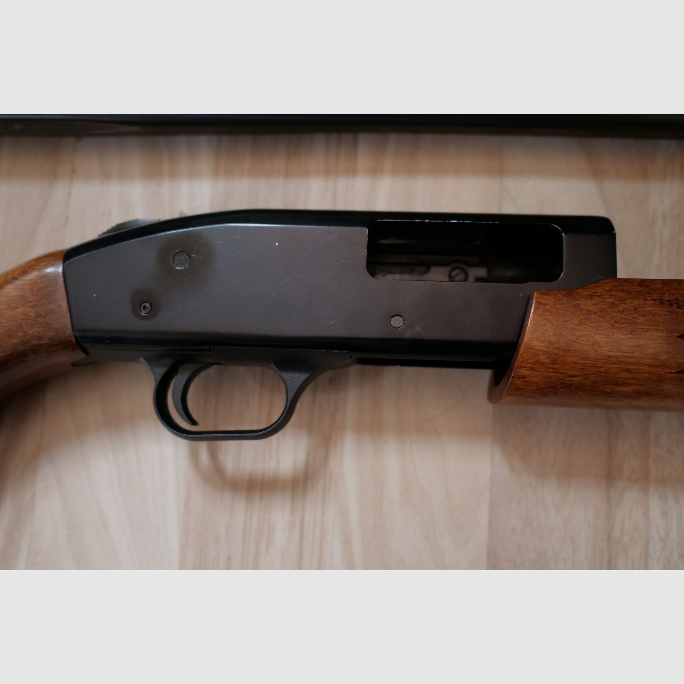 Mosserberg 500 Flinte Pumpgun 12/76